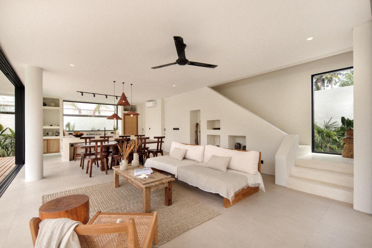 Tias Villas Kuta  Exteriör bild